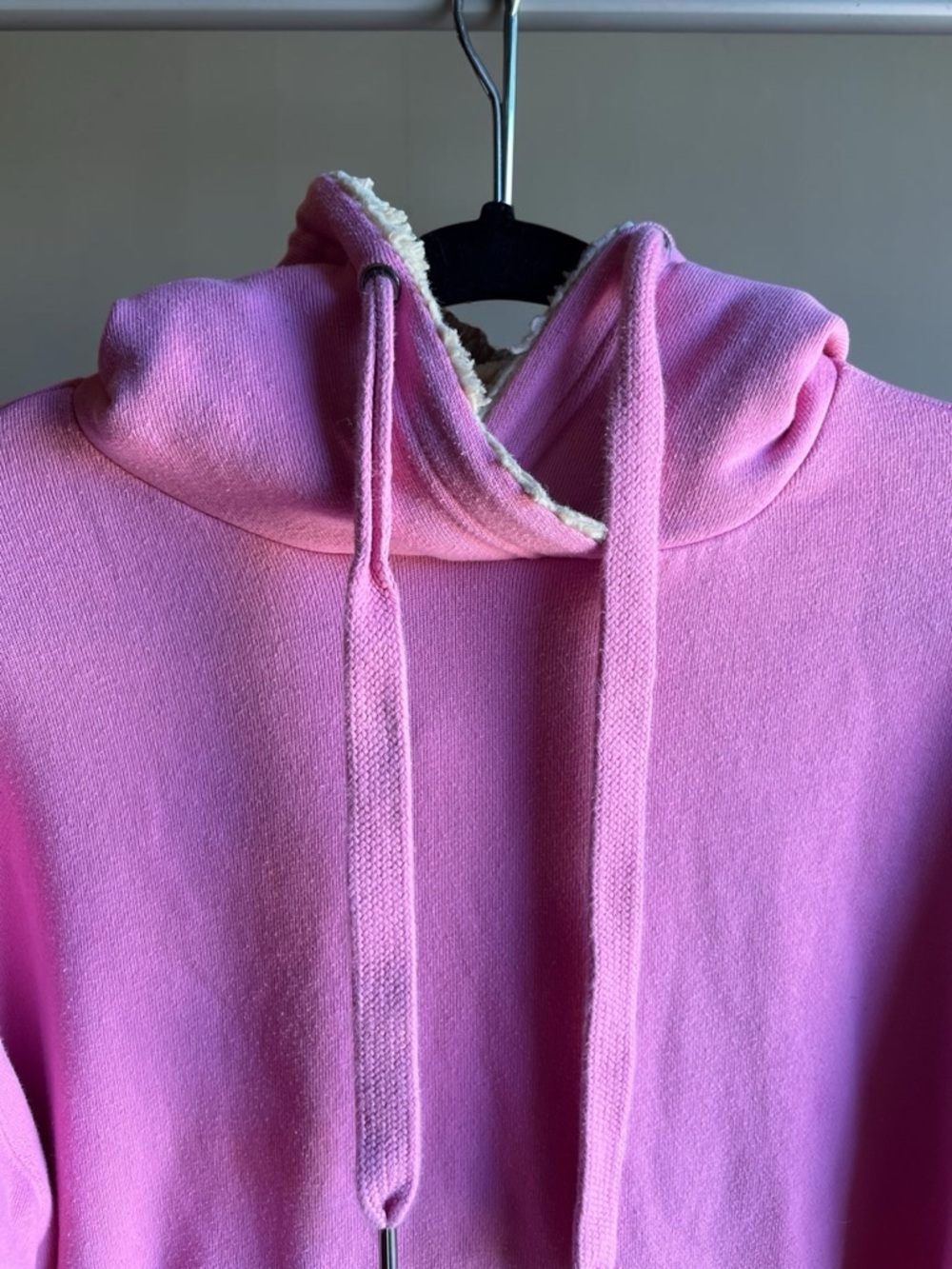Aerie Pink Pullover Hoodie - Women's Drawstring with Fur Trim Size XS - Picture 3 of 5